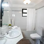 Charming In - Sao Goncalo * Funchal (Madeira)