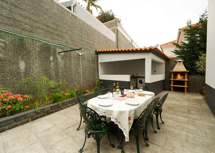 Charming Apartments In Funchal - Sao Goncalo Holiday home *