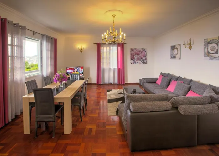 Charming Apartments In Funchal - Sao Goncalo *