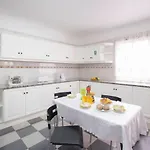 Charming Apartments In Funchal - Sao Goncalo Holiday home *